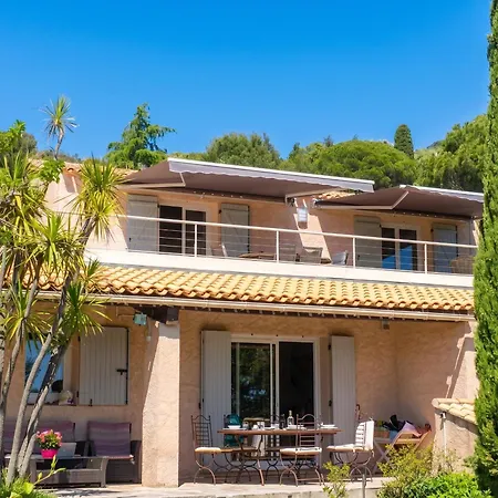 Avec Piscine Près De Le Lavandou, 160 M² Villa *