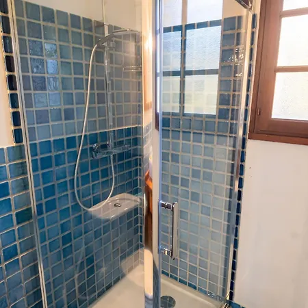 Avec Piscine Près De Le Lavandou, 160 M² *